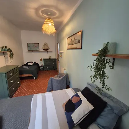 Apartmán Joli Sur Le Port Proche Des Plages !
